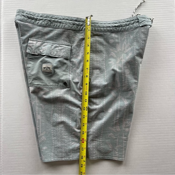 Billabong Swim Trunks Men size 36 - Picture 8 of 11